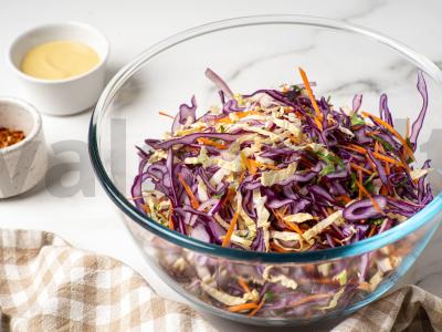 Kopūstų salotas su jogurto padažu Žingsnis 2