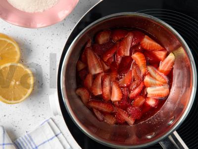 Braškės tiramisu Žingsnis 1