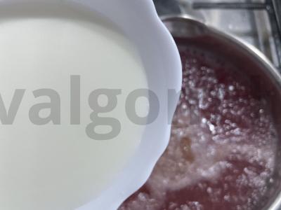 Uogų želė iš kukurūzų krakmolo Žingsnis 4