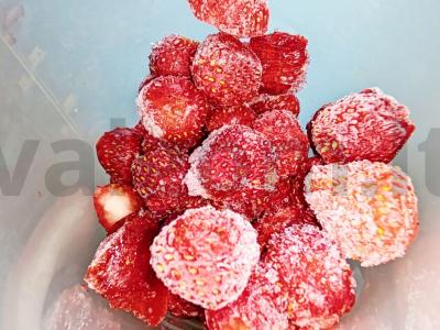 Minkštas braškinis ledas su džiovinta mėta Žingsnis 1