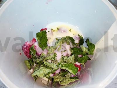 Minkštas braškinis ledas su džiovinta mėta Žingsnis 3