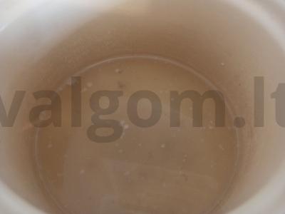 Greitas sriuba su makaronais ir pomidorų tyrė Žingsnis 3