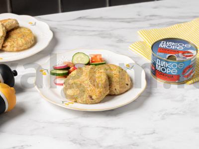 Cukinijų ir konservuotų žuvų kotletai pagrindine nuotrauka