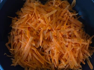 Aštrus užkandis iš cukinijos ir morkų Žingsnis 3