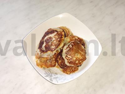 Varškės blynai pusryčiams pagrindine nuotrauka