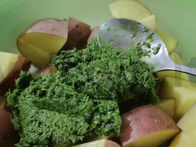 Kaimiškas pusryčių patiekalas su bulvėmis Žingsnis 3