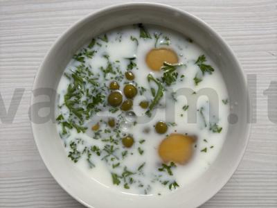 Kiaušiniai su žaliais žirneliais pusryčiams Žingsnis 4