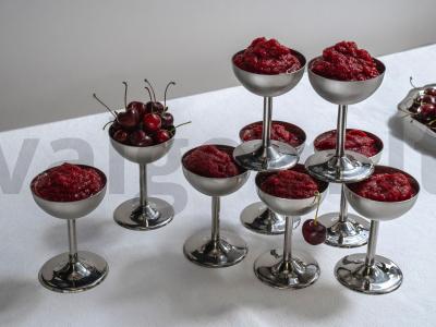 Vyšnių sorbetas pagrindine nuotrauka