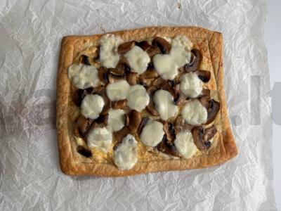 Sluoksniuota galeta su grybais ir trimis sūrio rūšimis Žingsnis 4