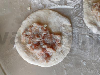 Kepti pyragėliai su mėsa Žingsnis 9