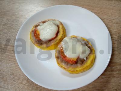 Cukinijos su faršu ir mocarela orkaitėje pagrindine nuotrauka