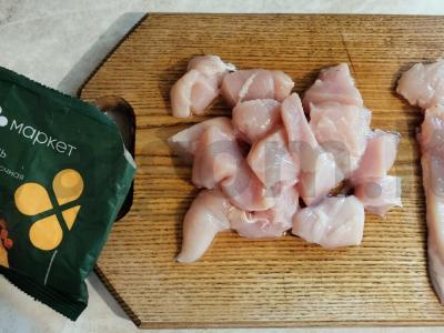 Švelnūs vištienos nagetai keptuvėje Žingsnis 1