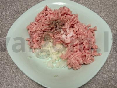 Pyragas su kiaulienos faršu arbatai Žingsnis 3