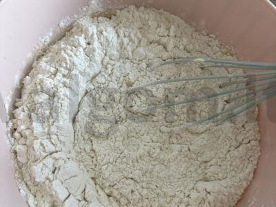 Dešrelės tešloje su graikišku jogurtu Žingsnis 3