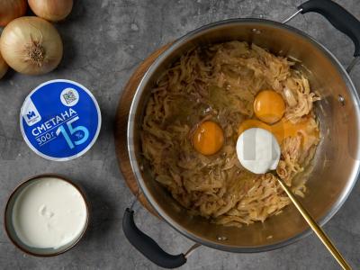 Svogūnų pyragas Žingsnis 3