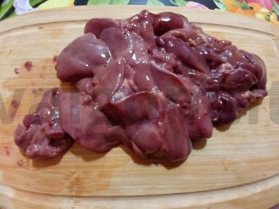 Žirnių sriuba su kepenėlėmis Žingsnis 1