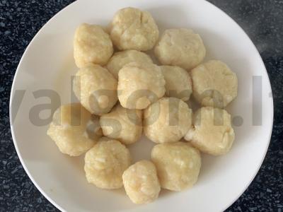 Koldūnai su sūriu skamorca pagrindine nuotrauka