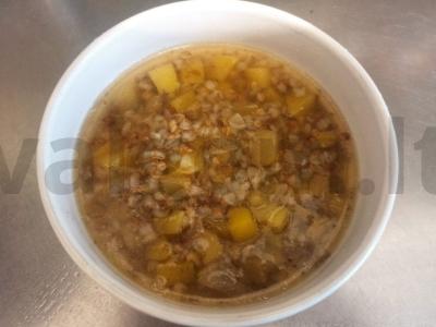 Grikių sriuba su bulvėmis, cukinijomis ir šonkauliais pagrindine nuotrauka