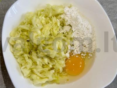 Pica be tešlos su dešra ir sūriu Žingsnis 2