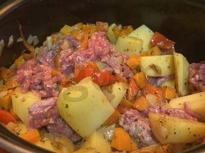 Daržovių troškinys su faršu Žingsnis 4