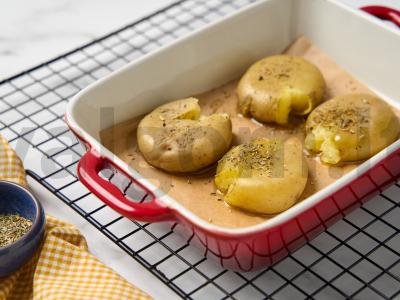 Kepta menkė su brokoliais ir mažais bulvytėmis Žingsnis 4