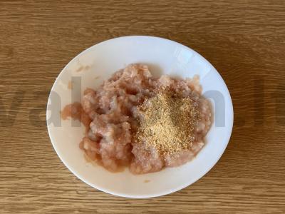 Vištienos kukuliai grietinėlės padaže Žingsnis 2