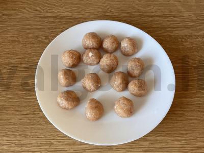 Vištienos kukuliai grietinėlės padaže Žingsnis 3