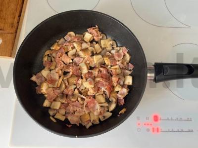 Pasta pttim su bekonu ir grybais per 20 minučių Žingsnis 1
