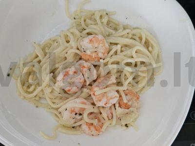 Spagečiai su krevetėmis grietinėlės padaže Žingsnis 8