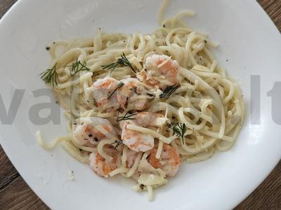 Spagečiai su krevetėmis grietinėlės padaže pagrindine nuotrauka