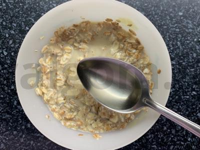 Avižų blynas su upėtakiu, varškės sūriu ir pomidorais Žingsnis 3