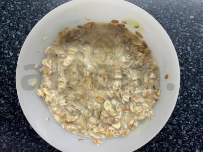 Avižų blynas su upėtakiu, varškės sūriu ir pomidorais Žingsnis 4