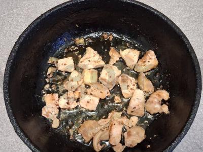 Šašlykas su vištiena, daržovėmis ir grietinės padažu Žingsnis 1