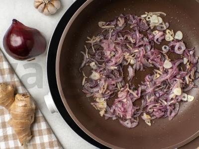 Troškinta kopūstai su imbieru Žingsnis 3