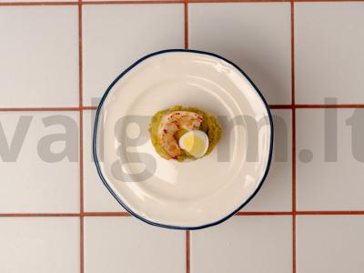 Krevetės su kiaušiniu, žaliu žirneliu ir padažu Žingsnis 7