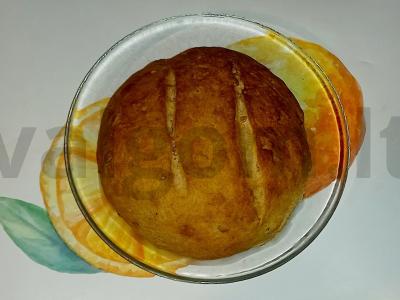 Duona su saulėgrąžų sėklomis pagrindine nuotrauka