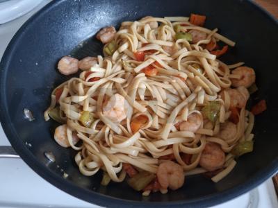 Kiaušinių makaronai su krevetėmis Žingsnis 7