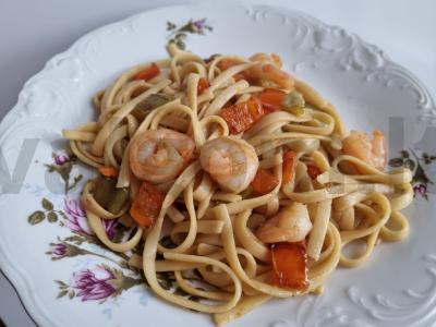 Kiaušinių makaronai su krevetėmis pagrindine nuotrauka