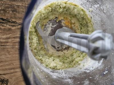 Daržovių vafliai su kiaušiniu Žingsnis 2