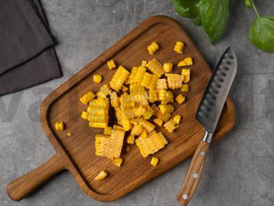 Salotas su jauna kukurūza ir bekonu Žingsnis 1