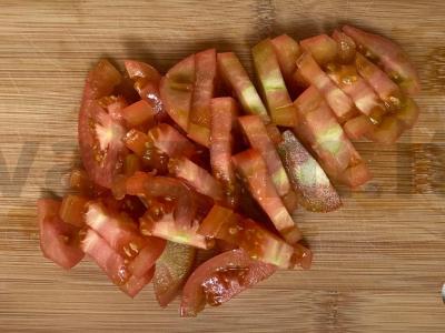 Lengvas daržovių salotas su salierais Žingsnis 3