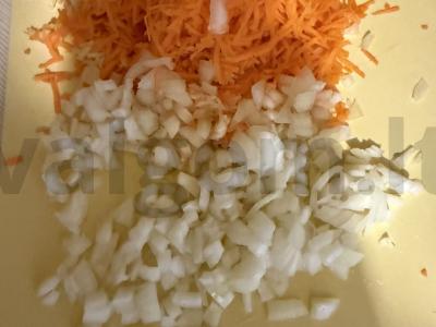 Vištienos kepenėlių paštetas su morkomis ir svogūnais Žingsnis 2