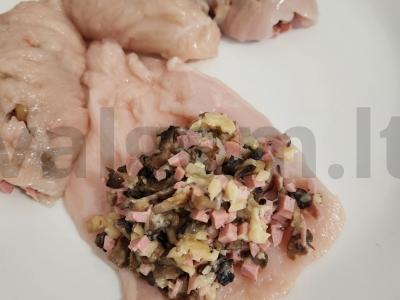 Įdaryta vištiena kukurūzų dribsniuose Žingsnis 3