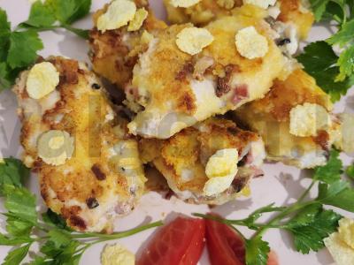 Įdaryta vištiena kukurūzų dribsniuose pagrindine nuotrauka