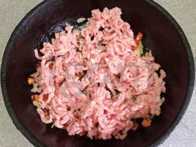 Makaronai su daržovėmis ir triušio faršu Žingsnis 3