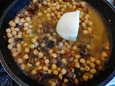 Avinžirniai su grybais grietinėlės padaže Žingsnis 8