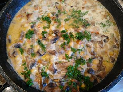 Avinžirniai su grybais grietinėlės padaže Žingsnis 10