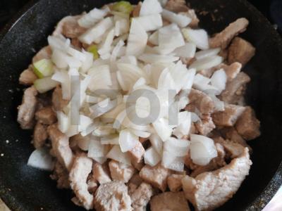 Guliašas su daržovėmis ir prieskoniais Žingsnis 3