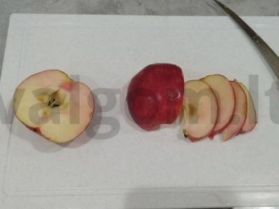 Šarlotė „Sezoninė“ su cinamonu Žingsnis 3