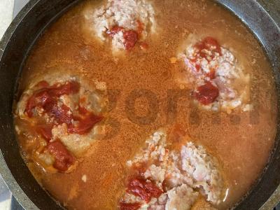 Namų kotletai pomidorų padaže Žingsnis 4